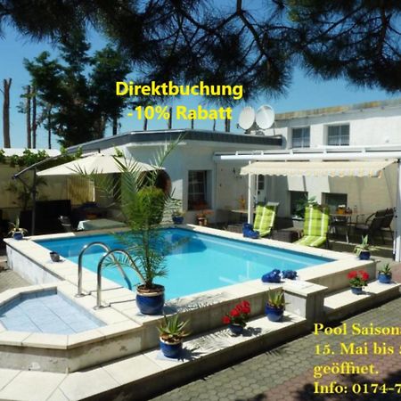Pension Muench "Am Anger" Neuseusslitz 외부 사진